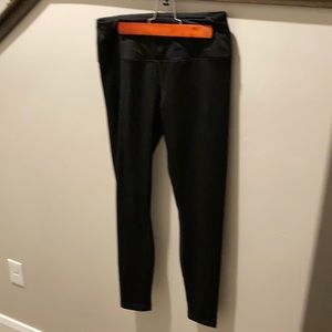 Black ankle length leggings 90 degrees